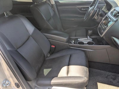 2016 Nissan Altima 4dr Sdn I4 2.5 SR