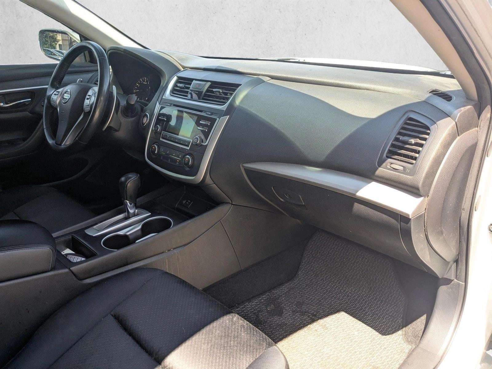 2016 Nissan Altima 4dr Sdn I4 2.5 SR