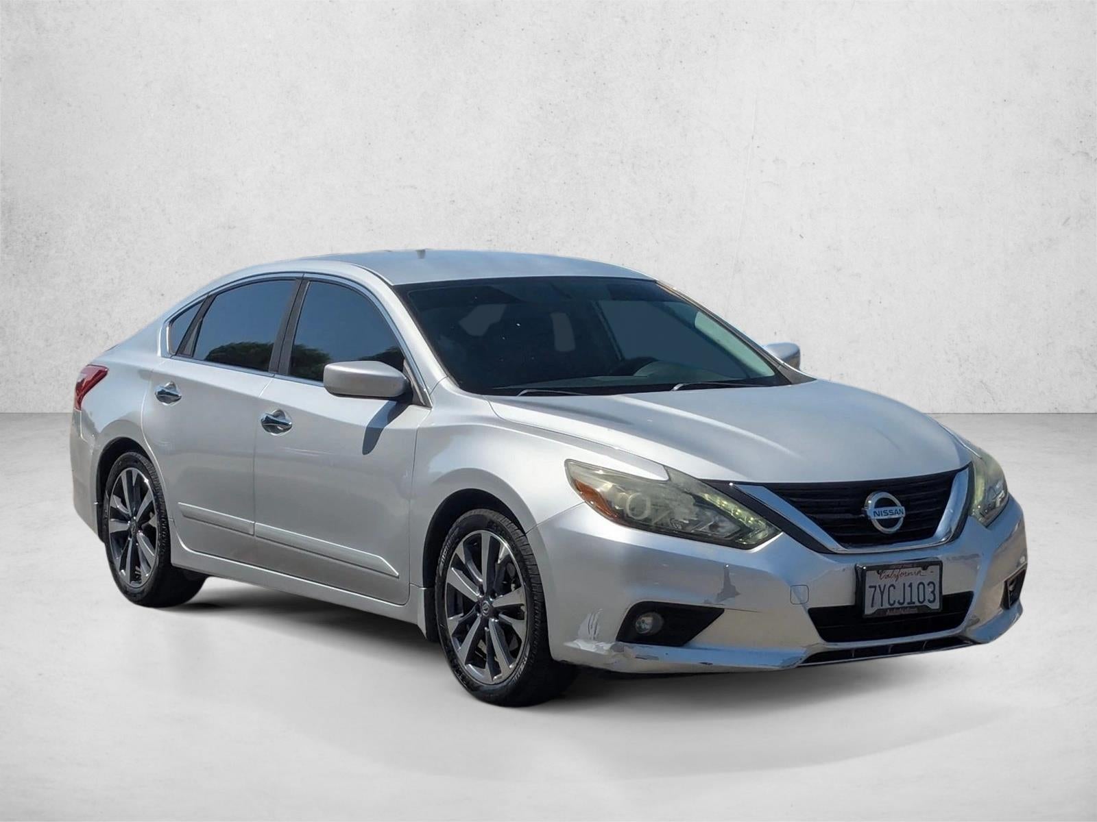 2016 Nissan Altima 4dr Sdn I4 2.5 SR