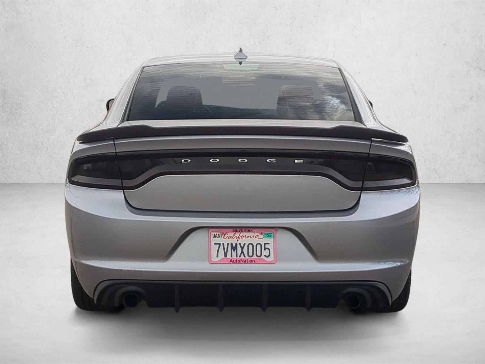 2017 Dodge Charger SXT RWD