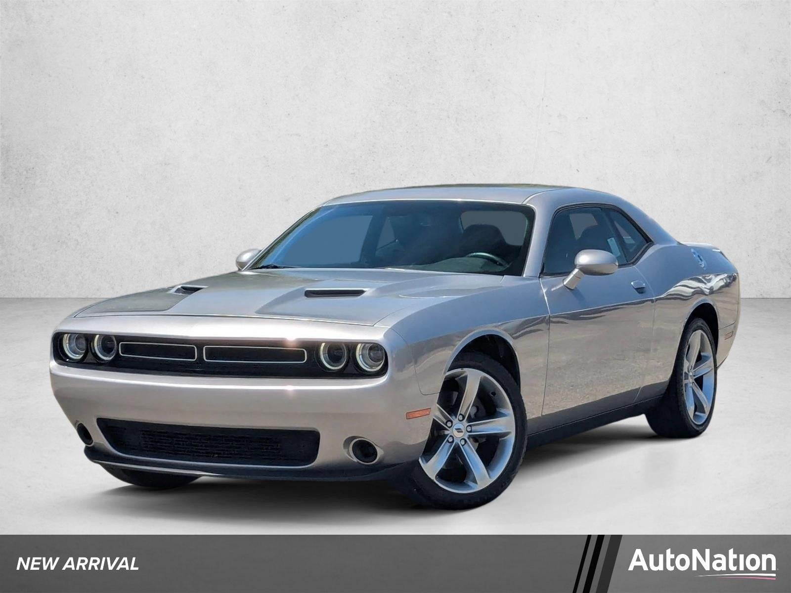 2018 Dodge Challenger SXT RWD