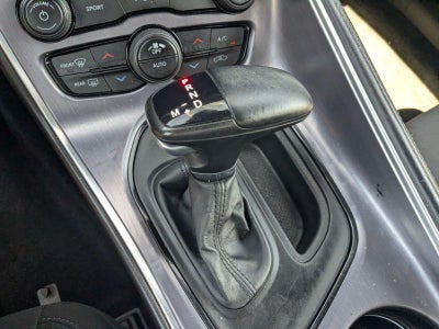 2018 Dodge Challenger SXT RWD