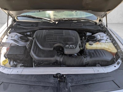 2018 Dodge Challenger SXT RWD