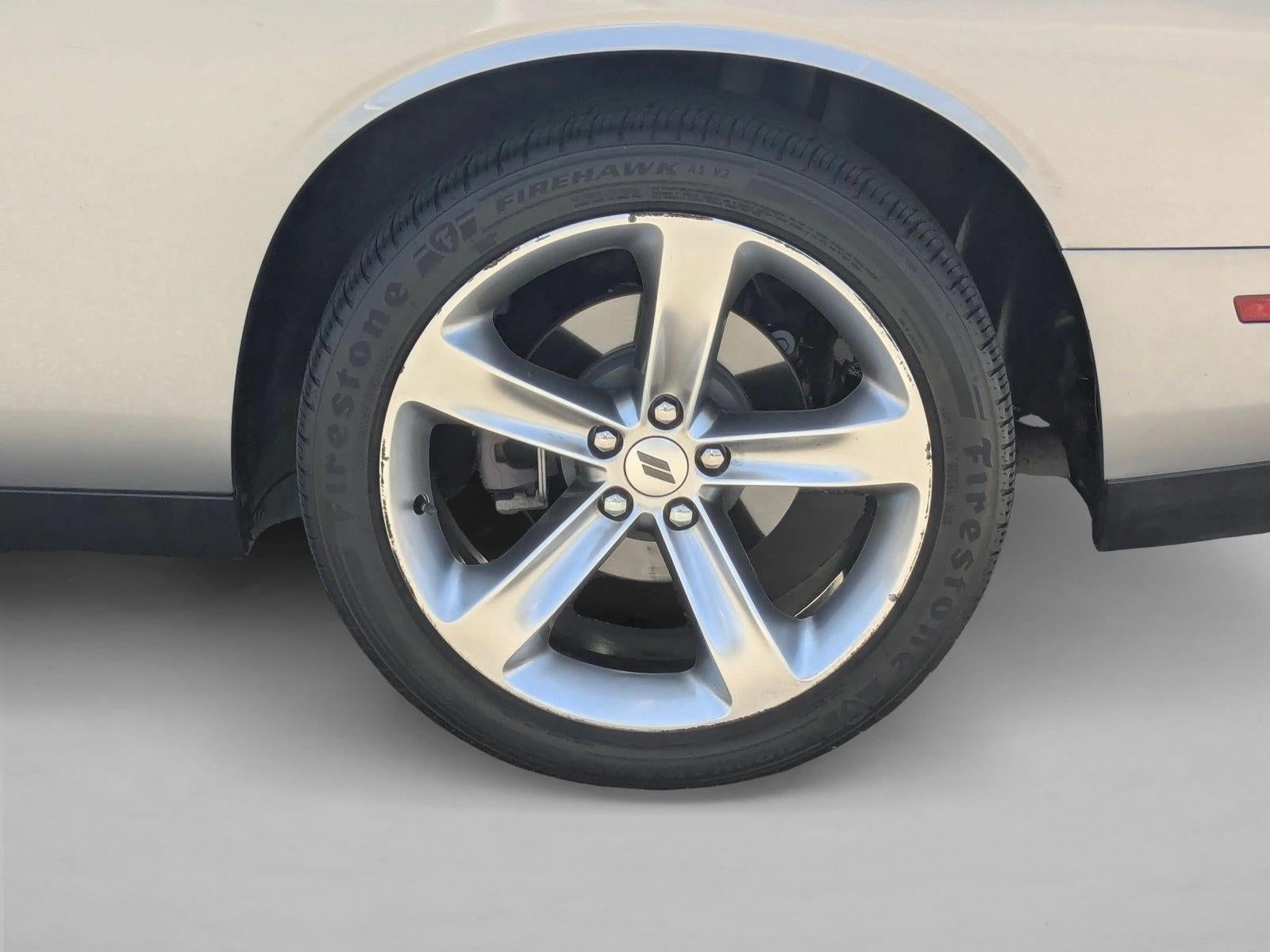 2018 Dodge Challenger SXT RWD