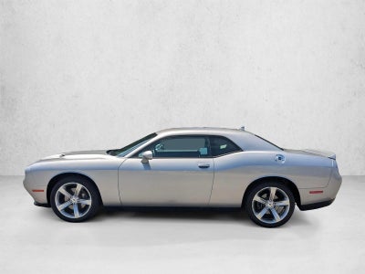 2018 Dodge Challenger SXT RWD