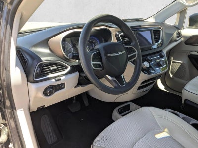 2018 Chrysler Pacifica L FWD