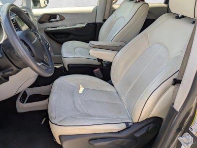 2018 Chrysler Pacifica L FWD