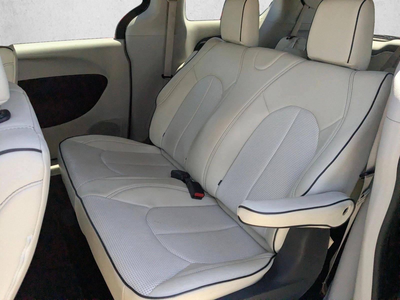 2018 Chrysler Pacifica L FWD