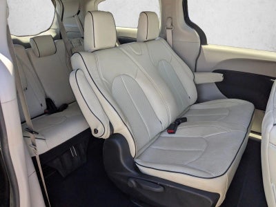 2018 Chrysler Pacifica L FWD