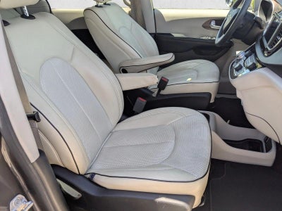 2018 Chrysler Pacifica L FWD