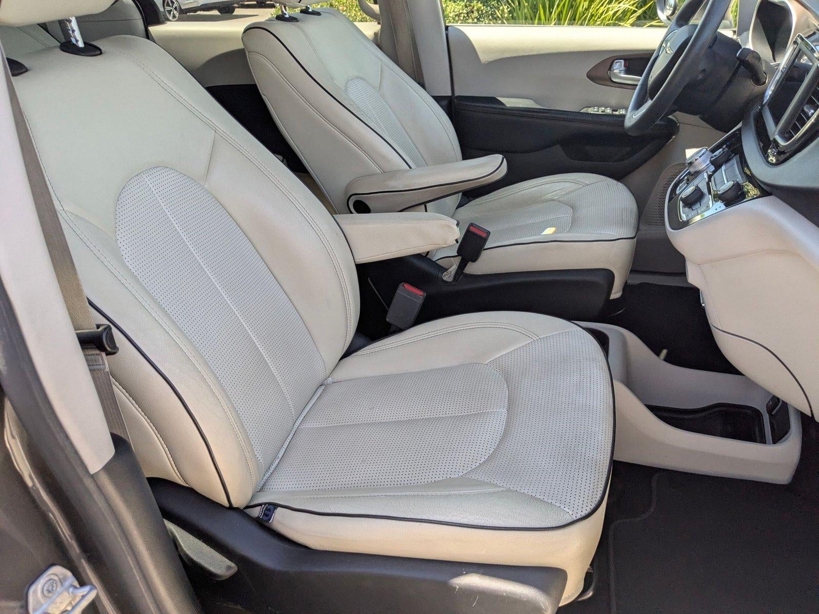 2018 Chrysler Pacifica L FWD