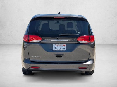 2018 Chrysler Pacifica L FWD