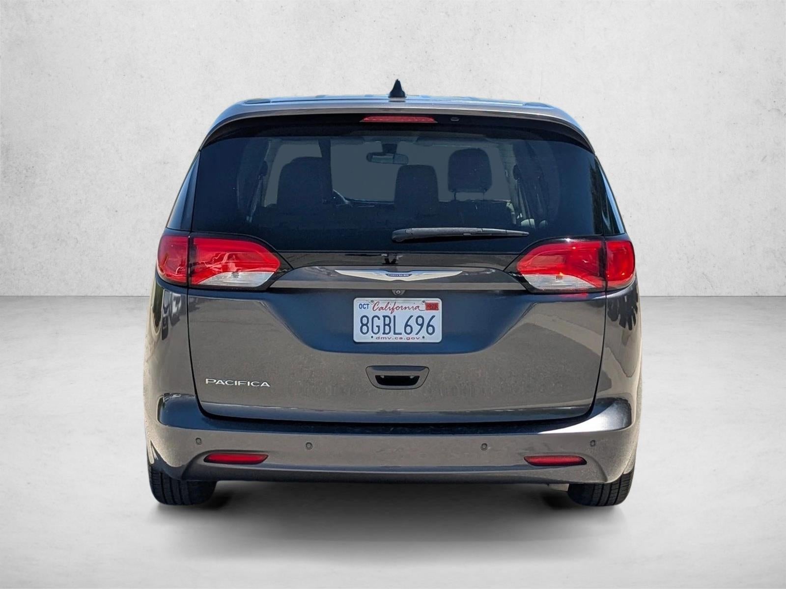 2018 Chrysler Pacifica L FWD