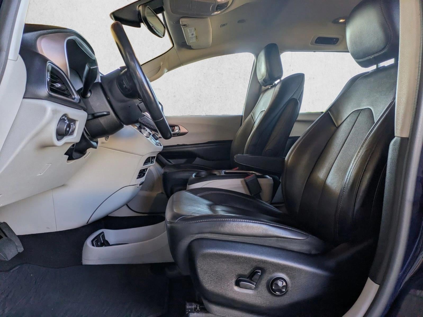 2018 Chrysler Pacifica Touring L Plus FWD