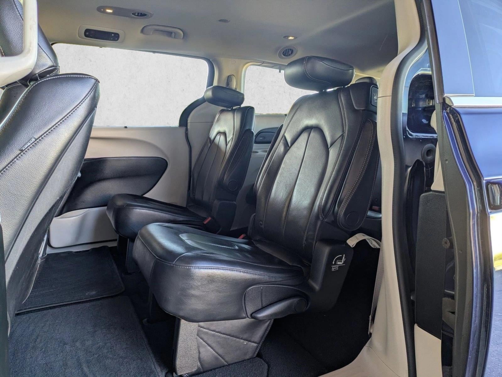 2018 Chrysler Pacifica Touring L Plus FWD