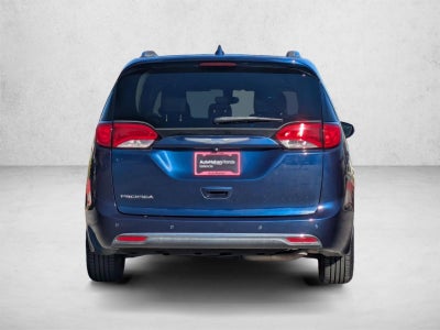 2018 Chrysler Pacifica Touring L Plus FWD