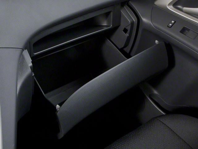 2013 Toyota Matrix 5dr Wgn Auto L FWD (Natl)