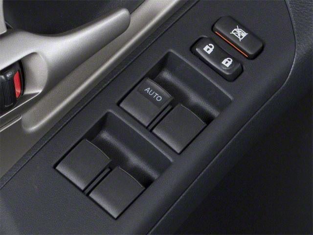 2013 Toyota Matrix 5dr Wgn Auto L FWD (Natl)