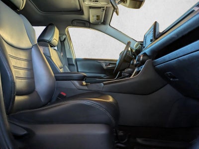 2022 Toyota RAV4 XLE Premium FWD (Natl)