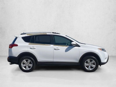 2014 Toyota RAV4 FWD 4dr XLE (Natl)