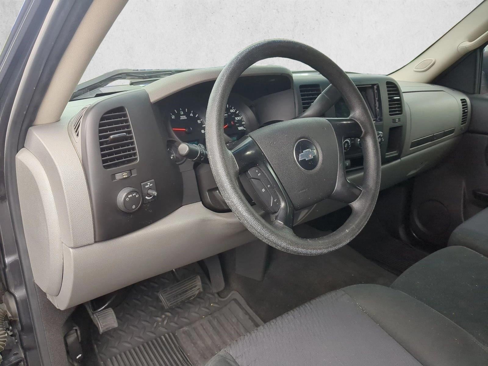 2010 Chevrolet Silverado 1500 Crew Cab Short Box 2-Wheel Drive LS