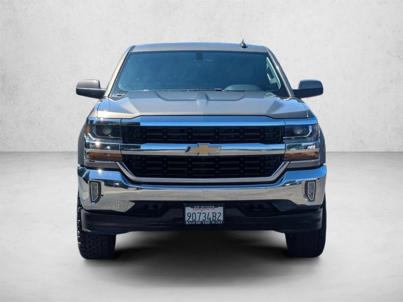 2017 Chevrolet Silverado 1500 Crew Cab Short Box 4-Wheel Drive LT