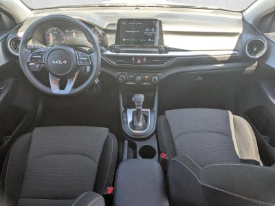 2024 Kia Forte LXS IVT