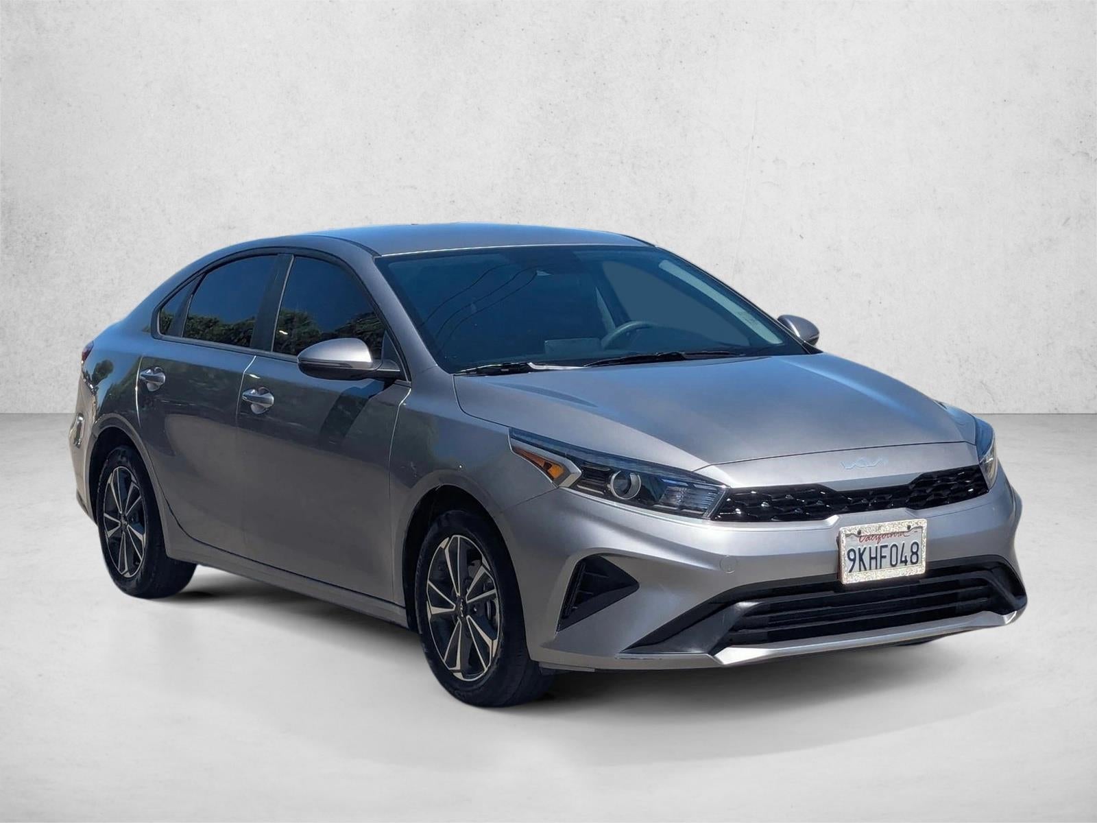 2024 Kia Forte LXS IVT