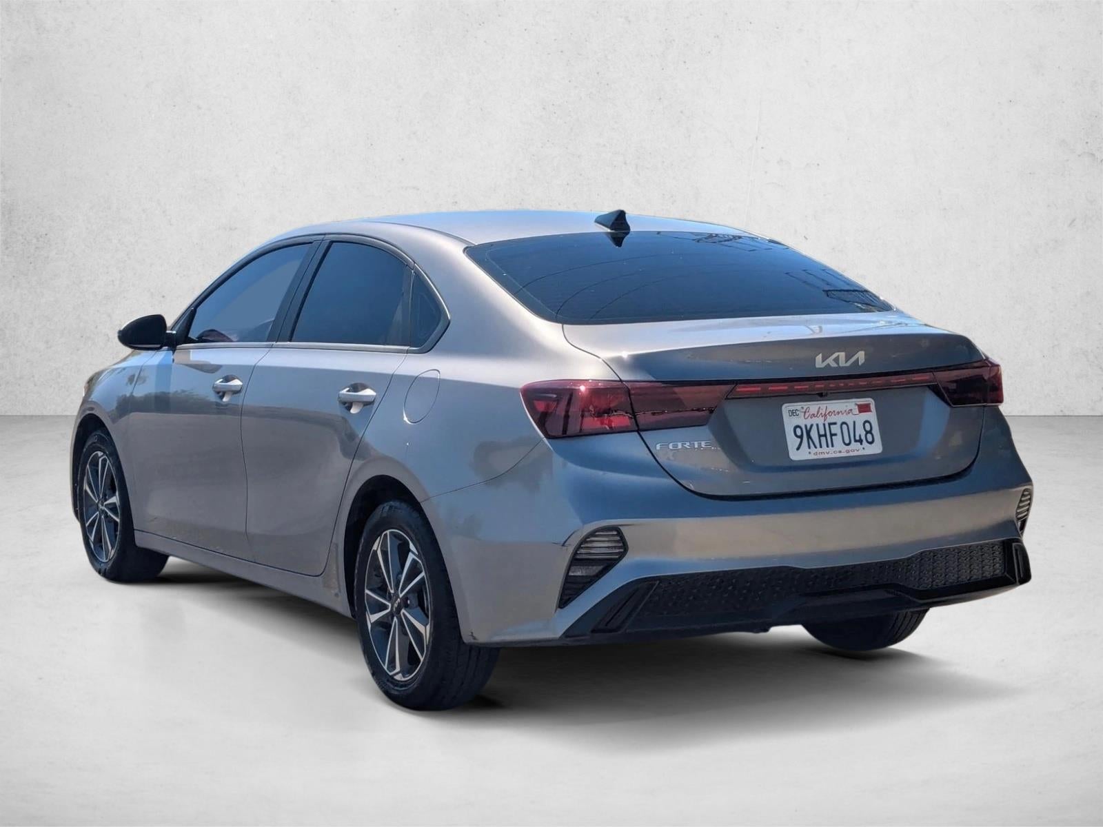 2024 Kia Forte LXS IVT