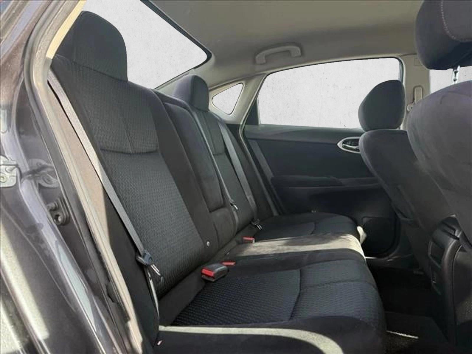 2015 Nissan Sentra 4dr Sdn I4 CVT SR