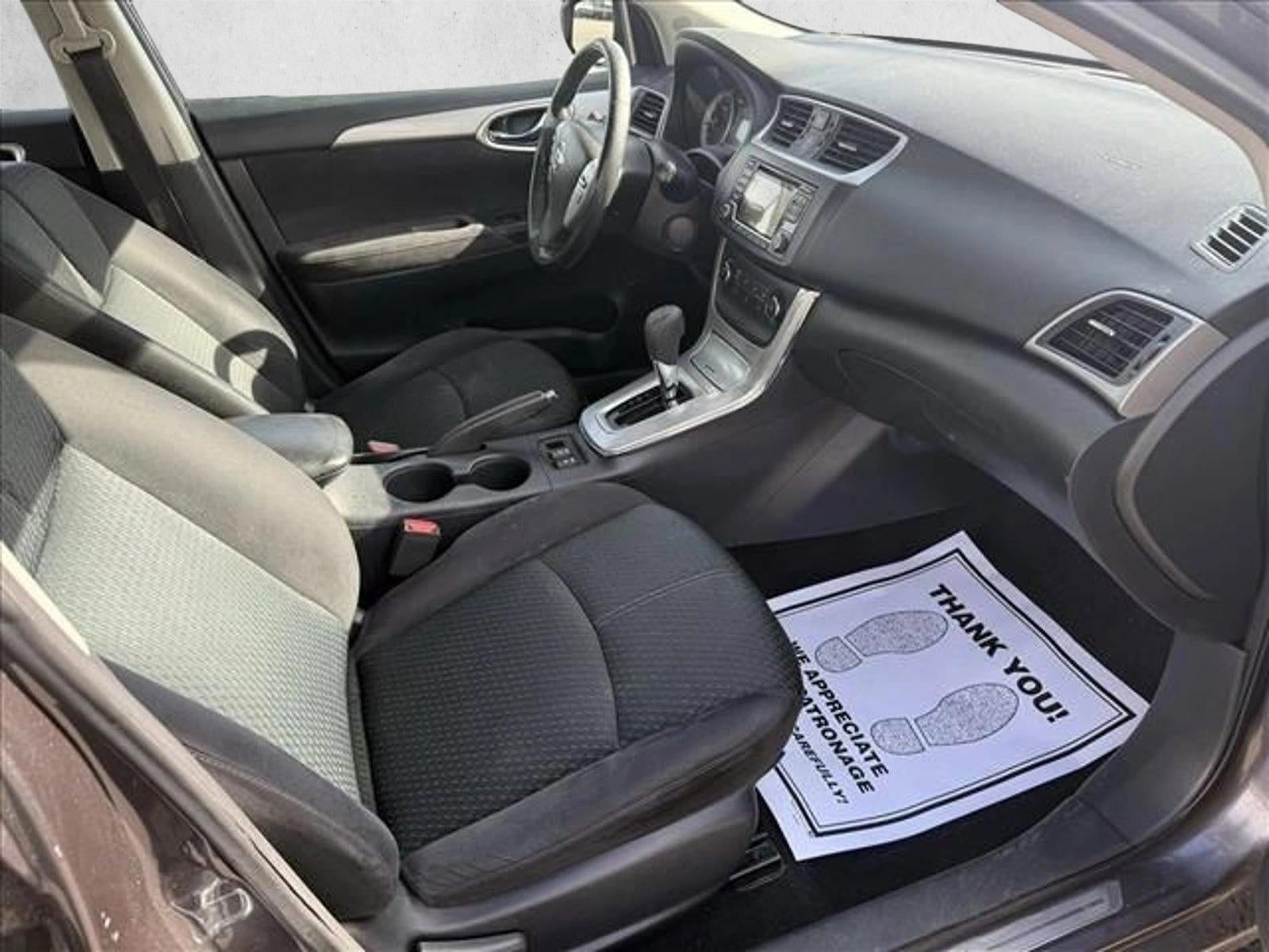 2015 Nissan Sentra 4dr Sdn I4 CVT SR