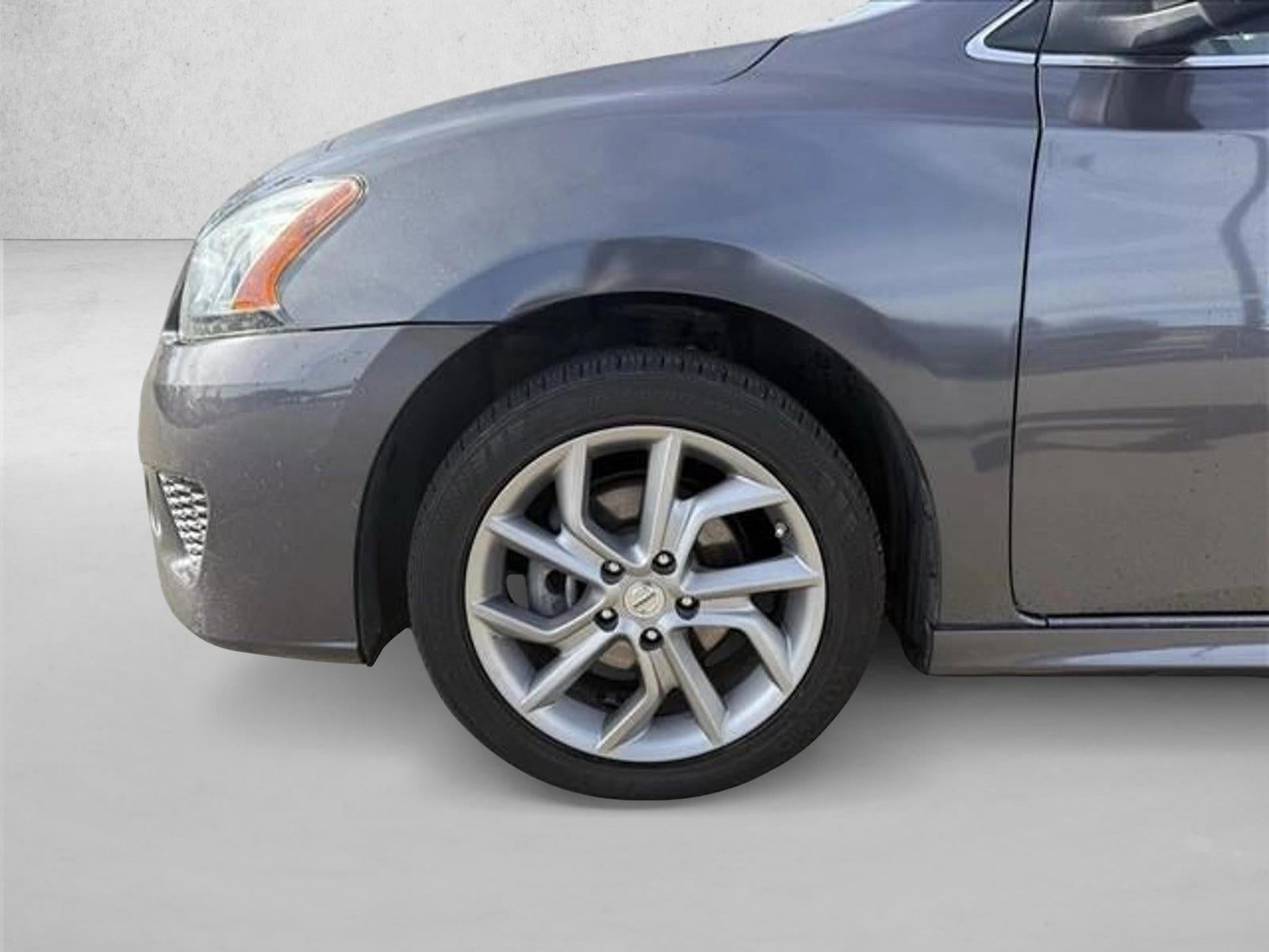 2015 Nissan Sentra 4dr Sdn I4 CVT SR