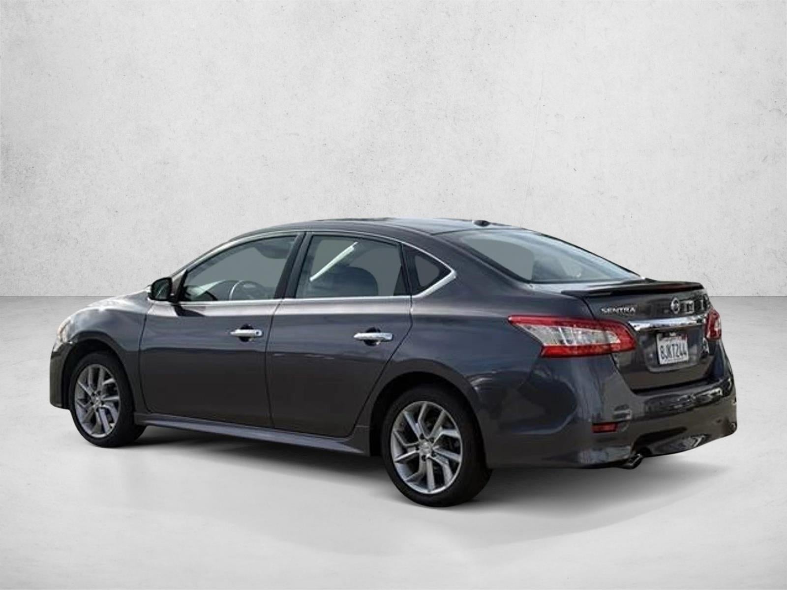 2015 Nissan Sentra 4dr Sdn I4 CVT SR