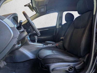 2016 Nissan Sentra 4dr Sdn I4 CVT SR