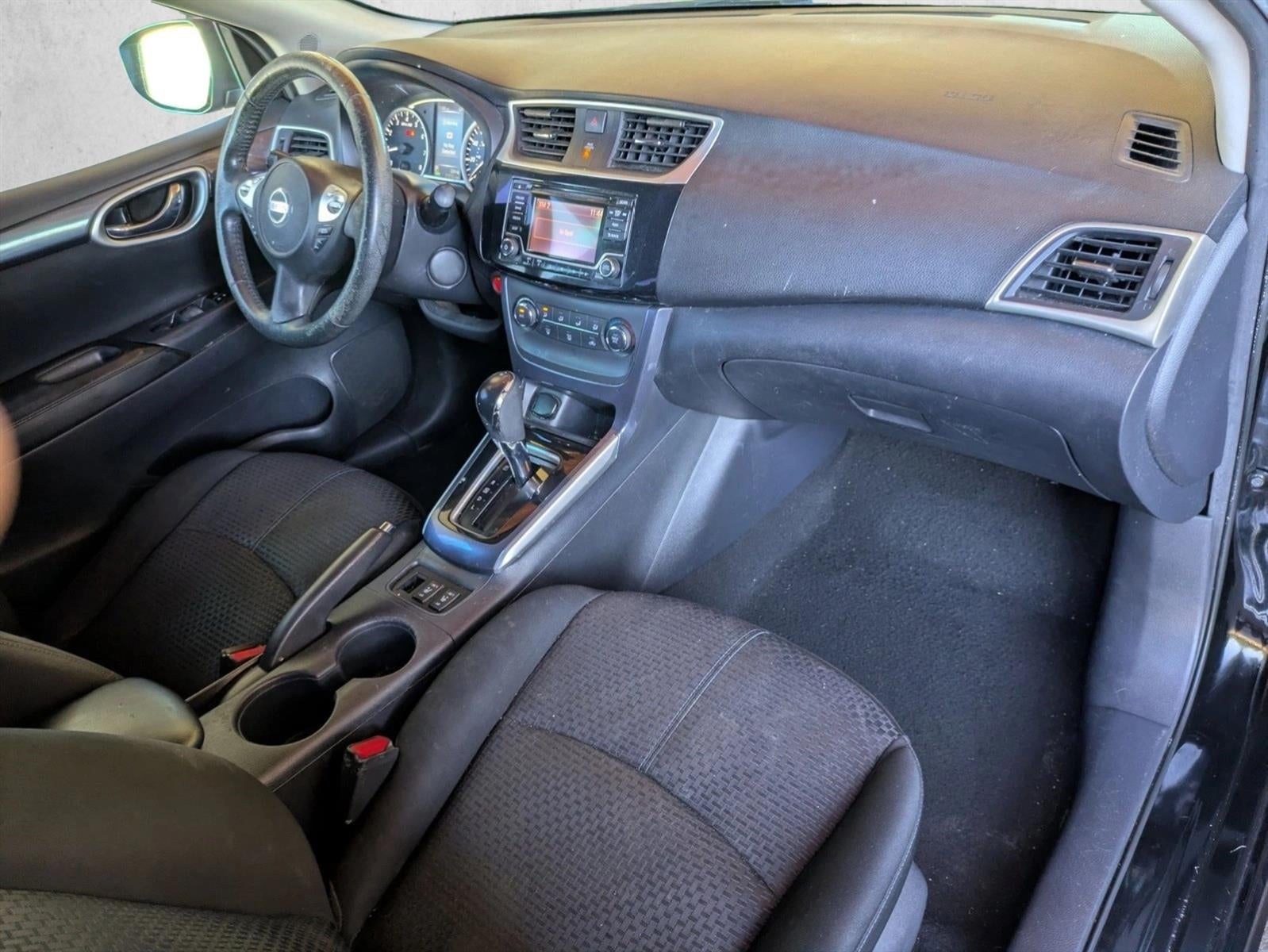 2016 Nissan Sentra 4dr Sdn I4 CVT SR