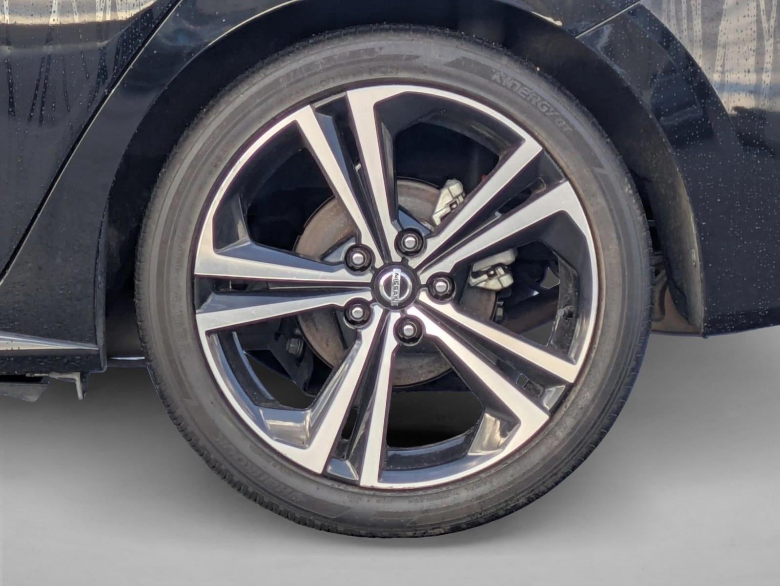 2023 Nissan Sentra SR CVT