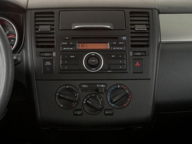 2012 Nissan Versa 5dr HB Auto 1.8 S