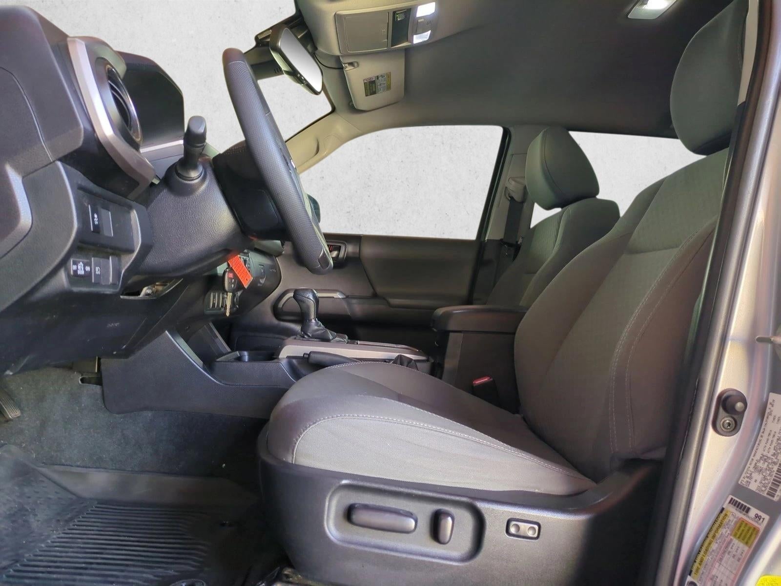 2020 Toyota Tacoma 2WD 2WD SR5 Double Cab 5' Bed V6 AT (Natl)