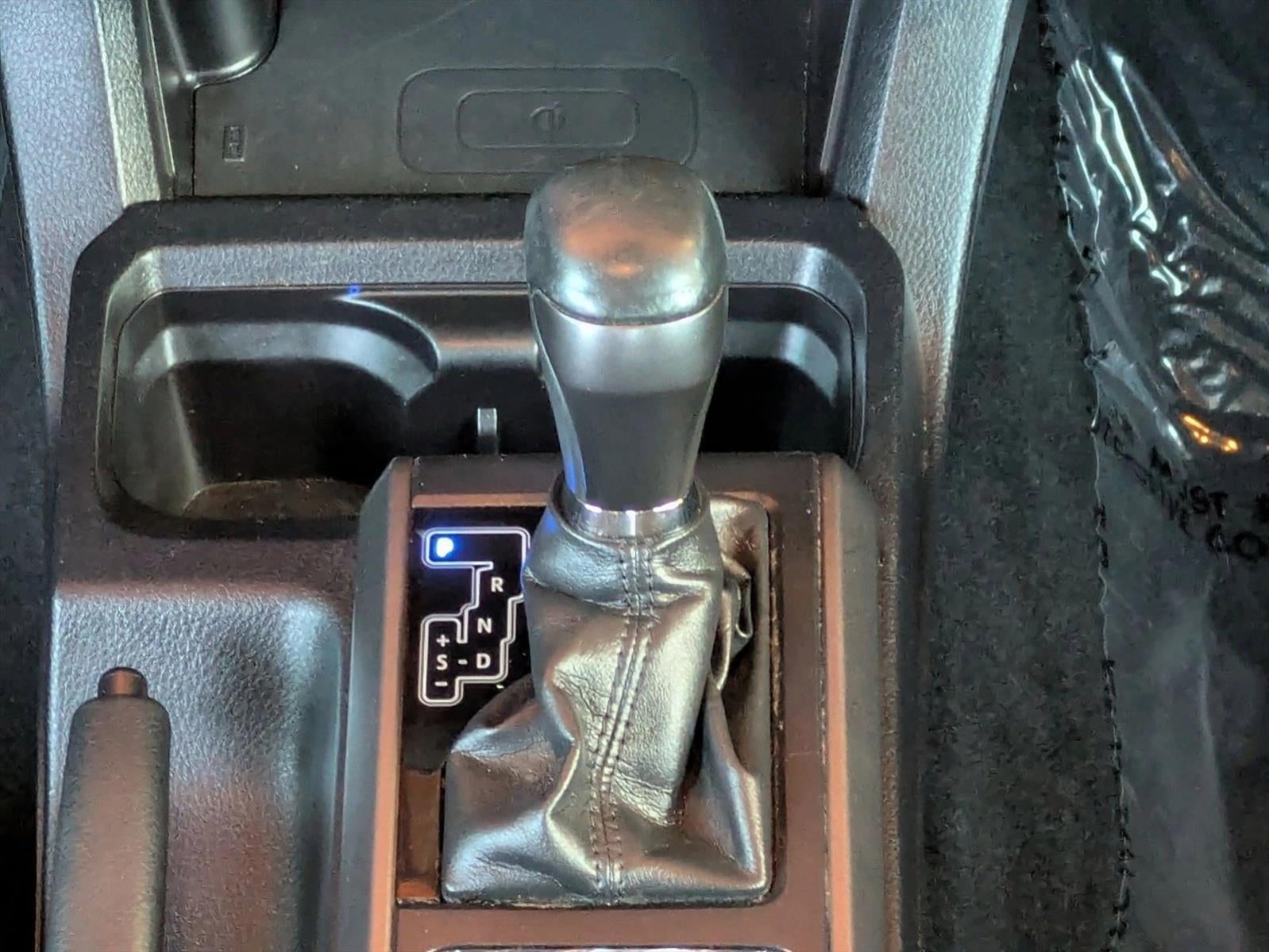 2019 Toyota Tacoma 2WD 2WD TRD Off Road Double Cab 5' Bed V6 AT (Natl)