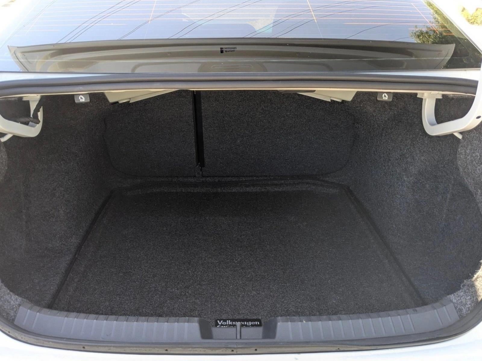 2024 Volkswagen Jetta Sport Auto