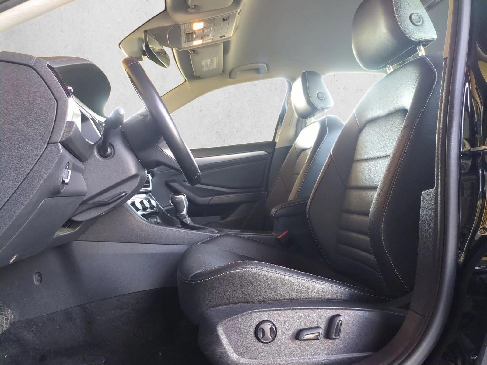 2024 Volkswagen Jetta SE Auto