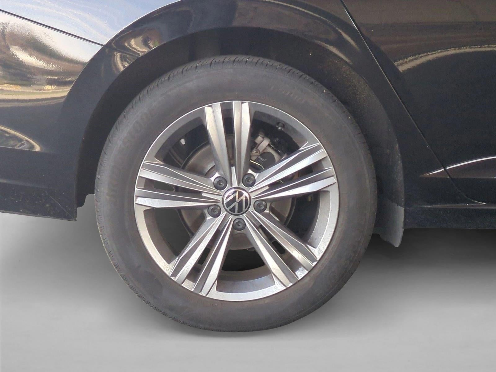 2024 Volkswagen Jetta SE Auto