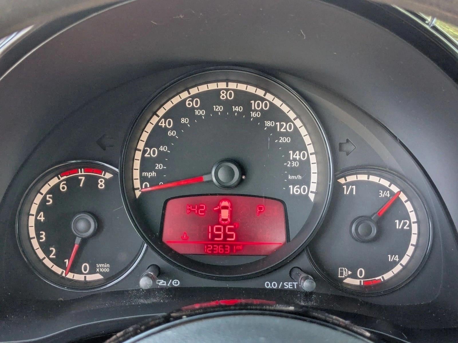 2015 Volkswagen Beetle 2dr Auto 1.8T Fleet Edition PZEV
