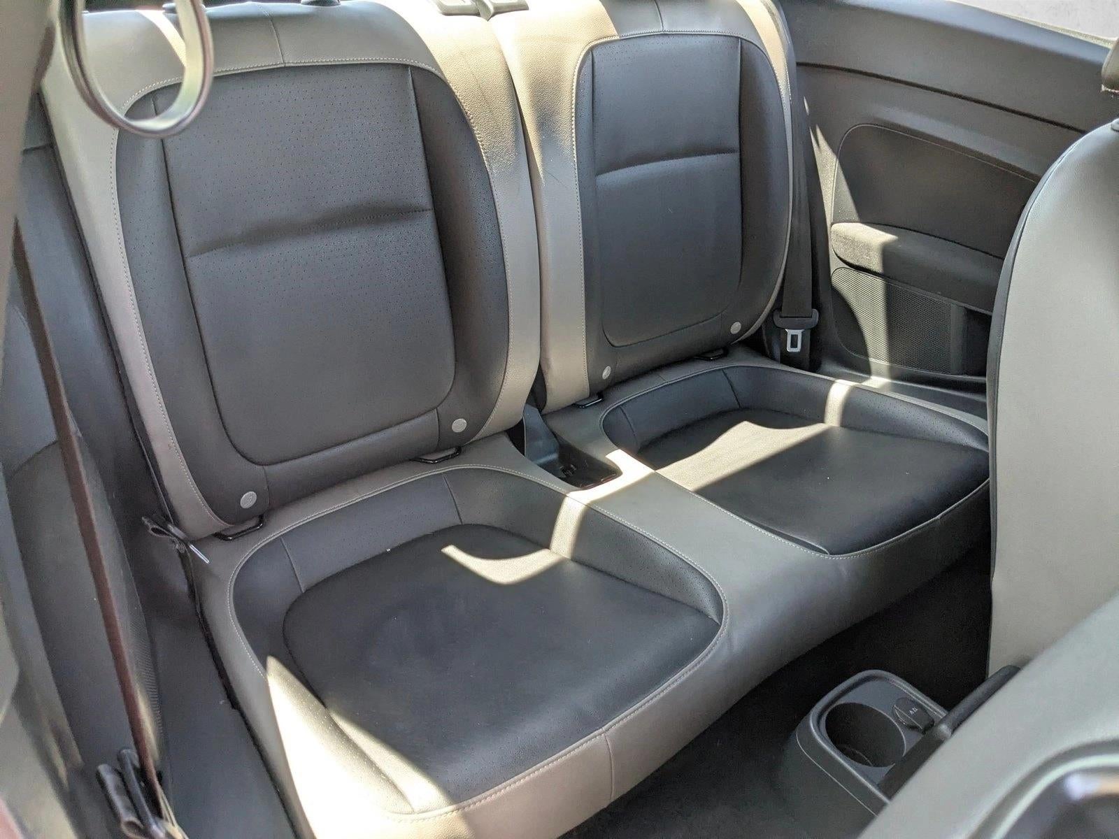 2015 Volkswagen Beetle 2dr Auto 1.8T Fleet Edition PZEV