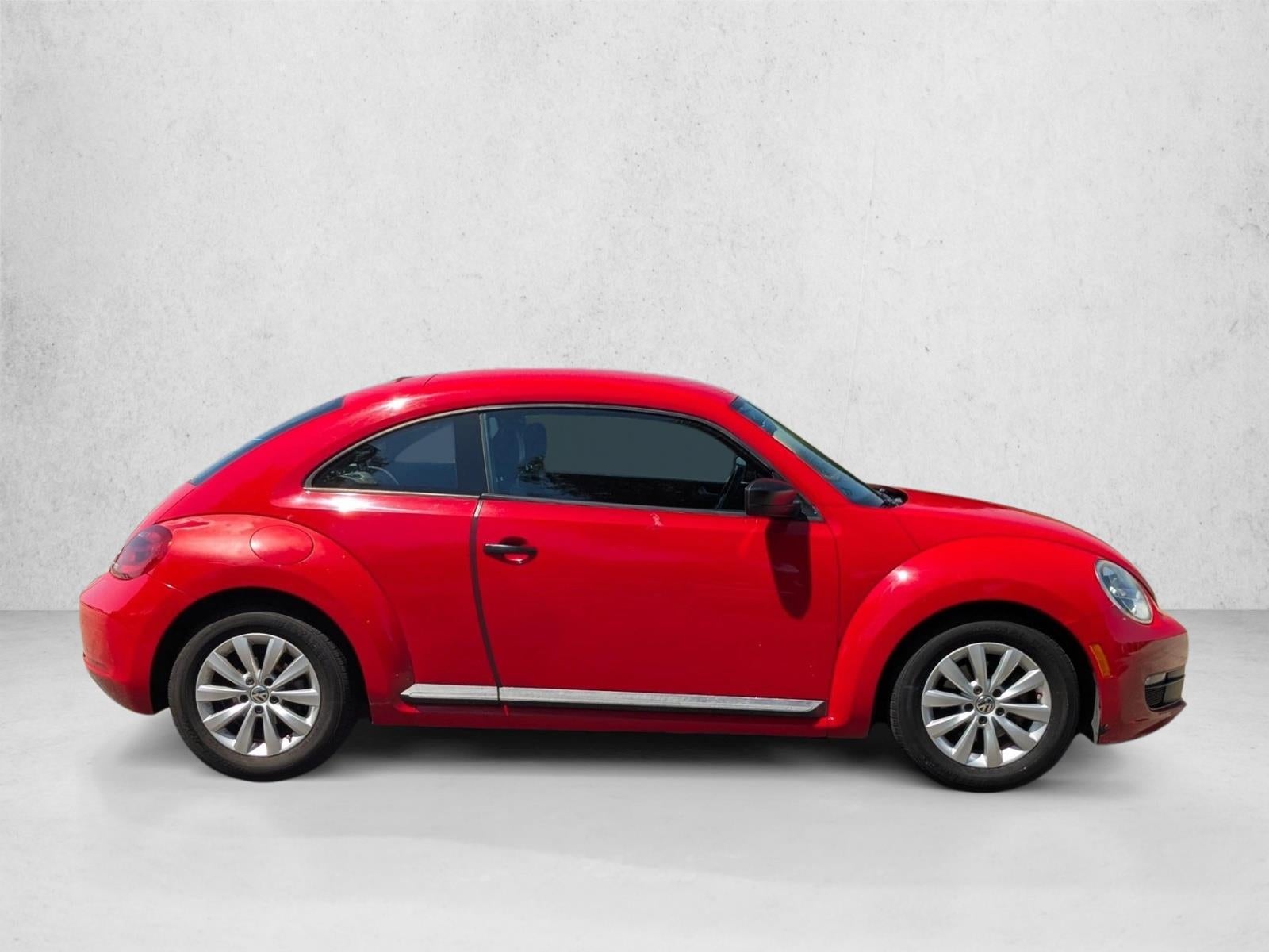 2015 Volkswagen Beetle 2dr Auto 1.8T Fleet Edition PZEV