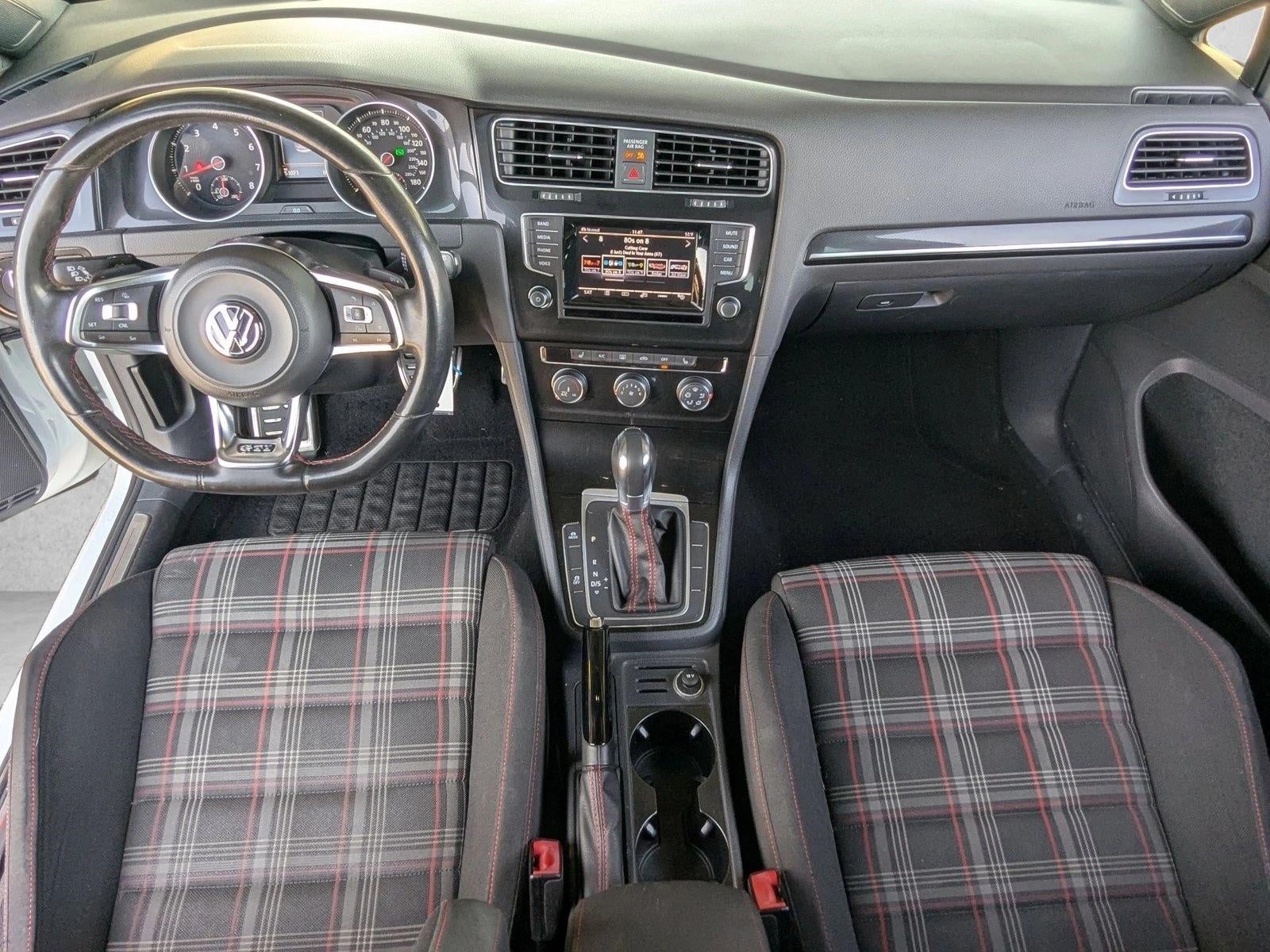2015 Volkswagen Golf GTI 2dr HB DSG S
