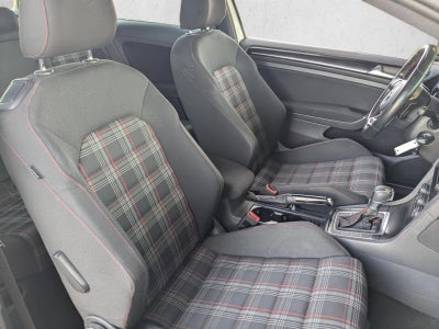 2015 Volkswagen Golf GTI 2dr HB DSG S