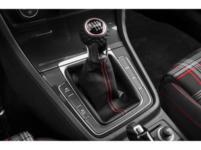 2015 Volkswagen Golf GTI 2dr HB DSG S