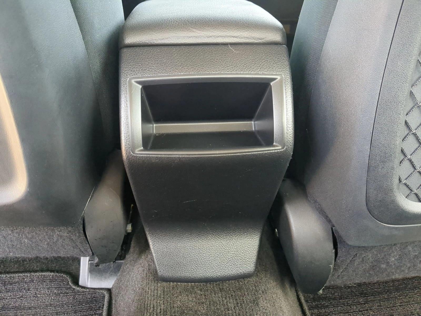 2014 Subaru Legacy 2.5i Automatic Premium