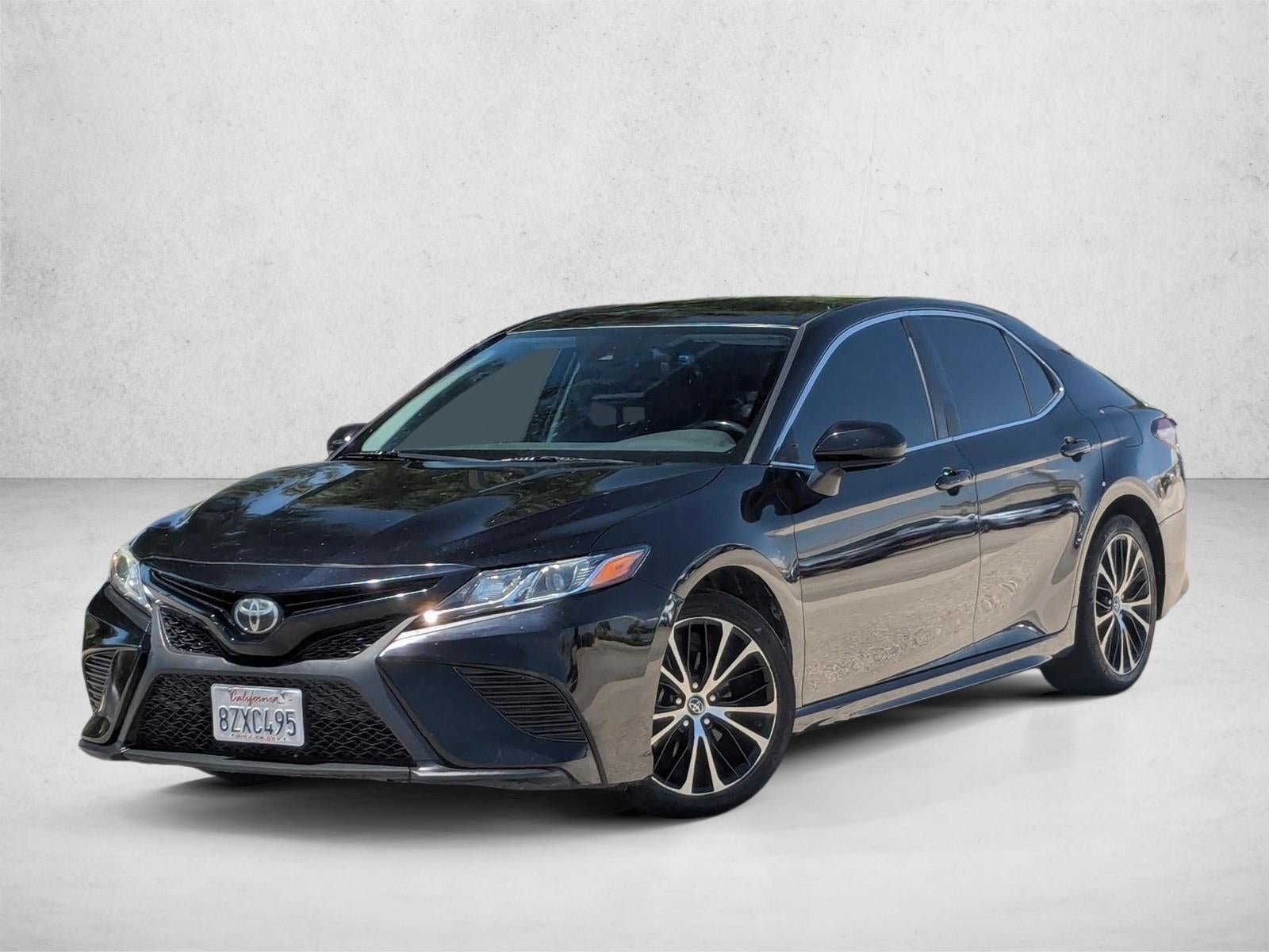 2019 Toyota Camry SE Auto (Natl)